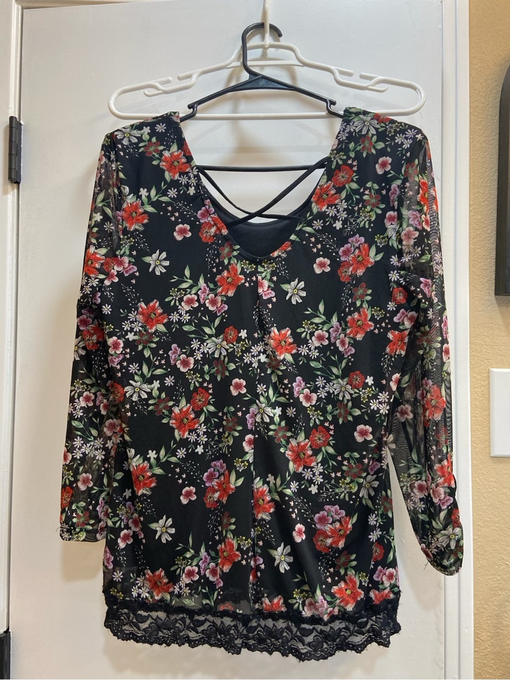 Bundle** Women's Black Floral Lace-Hem Blouse with Crisscross Back